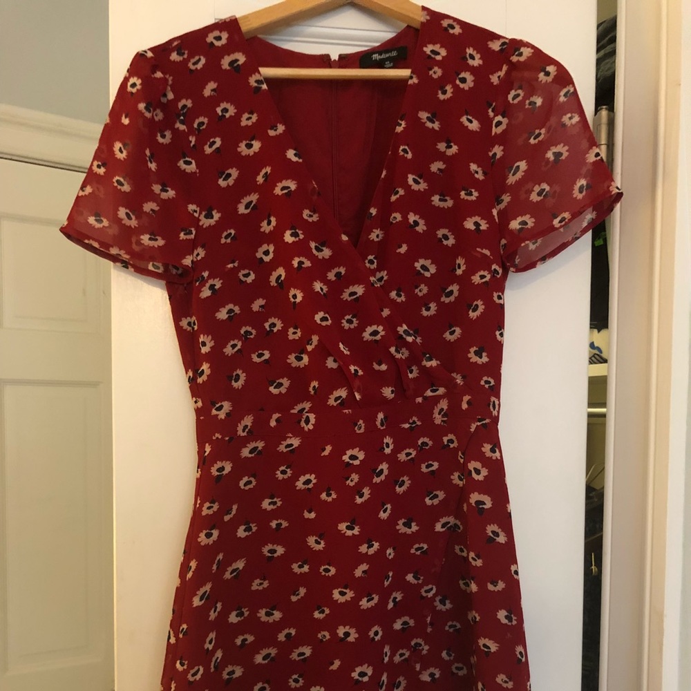 Madewell Size 00 cute red floral day dress